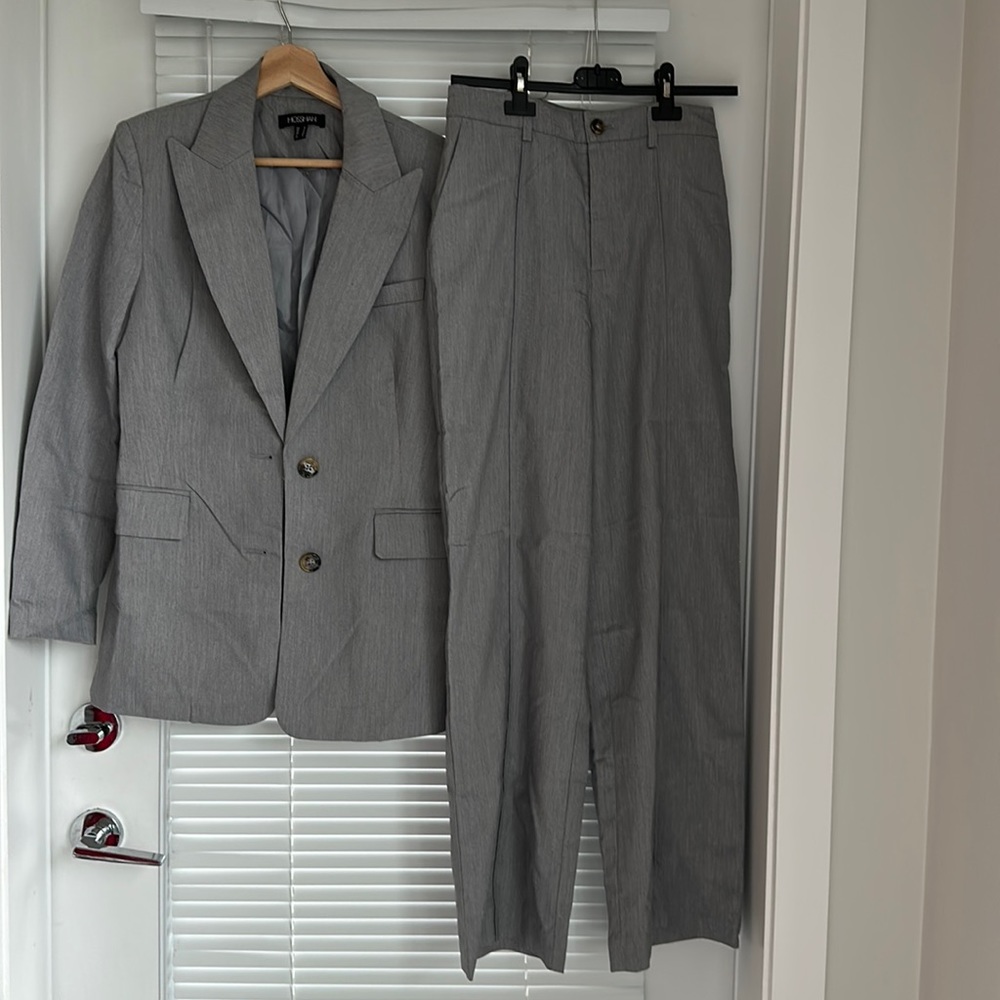 Suit (blazer & pants)